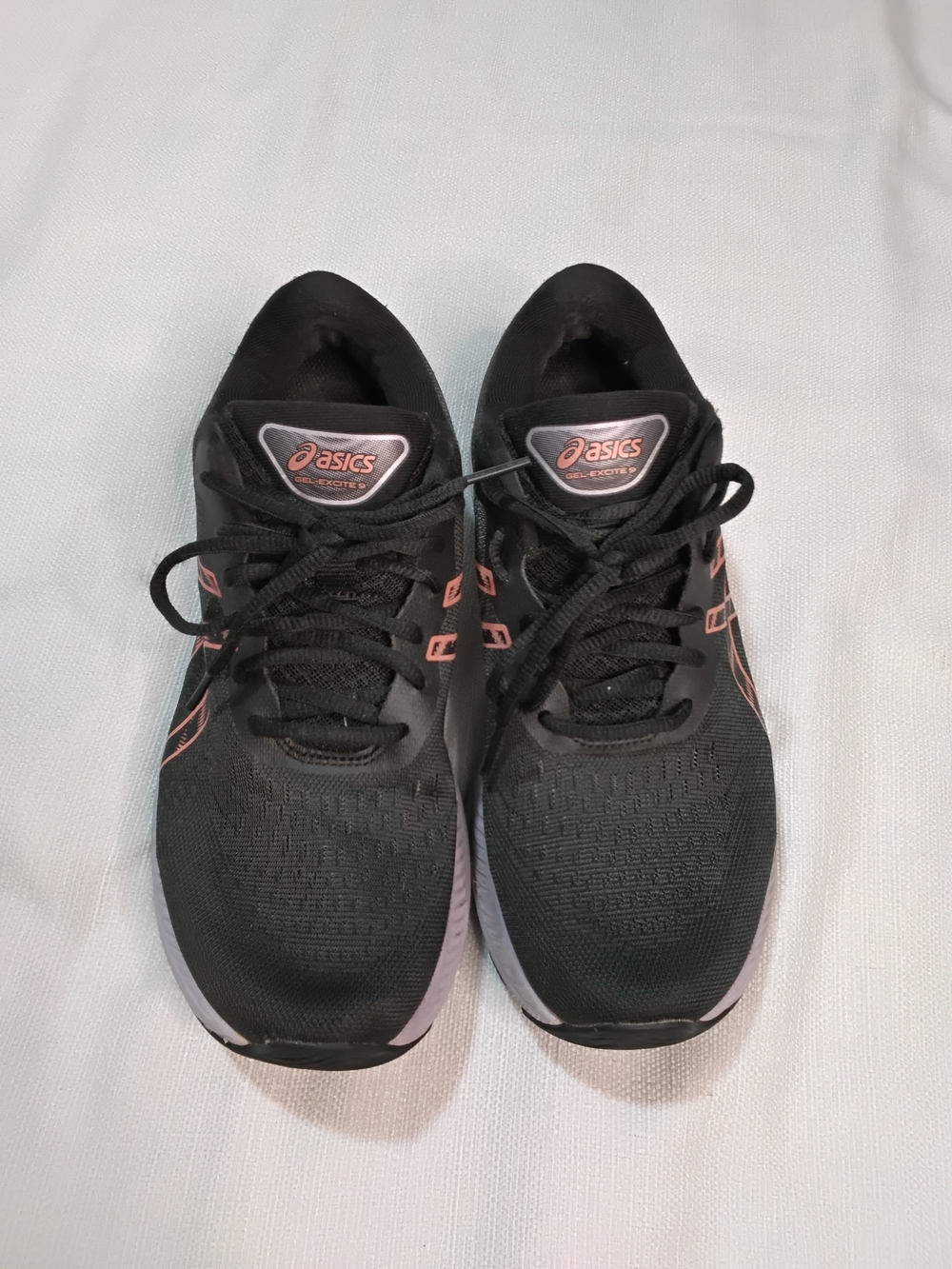 Asics Gel Excite 9 Black with Pink Accent Women's Athletic Shoes Sz 9.5.